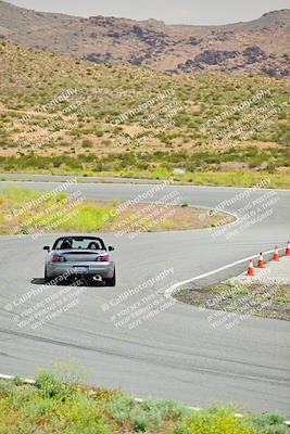 media/May-04-2024-Team Topak Racing (Sat) [[1dff1aa745]]/Inter Low 1/Session 2/